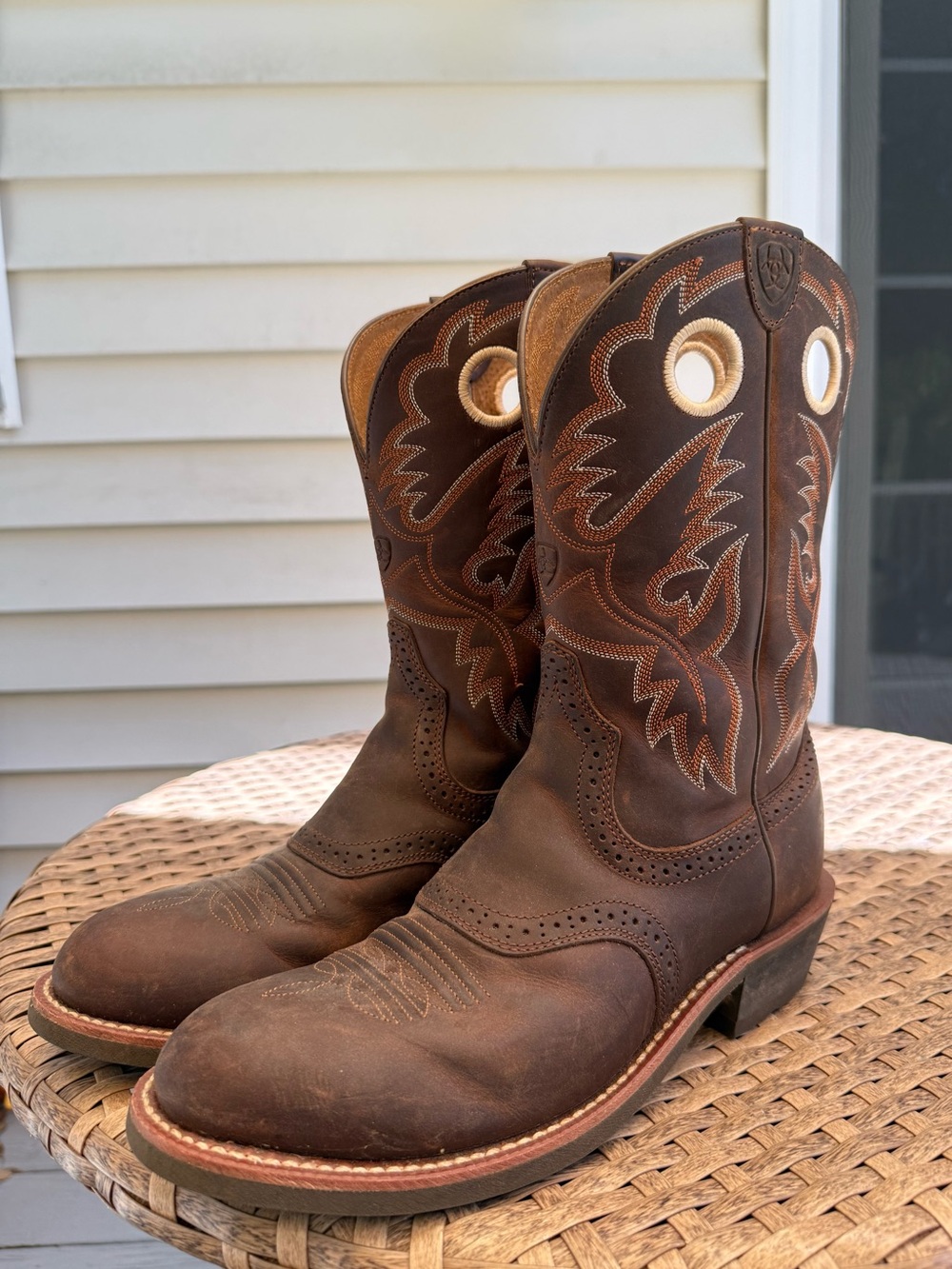 Ariat Heritage Roughstock 10001594 Womens Cowboy Western Boot Brown 9B Round Toe